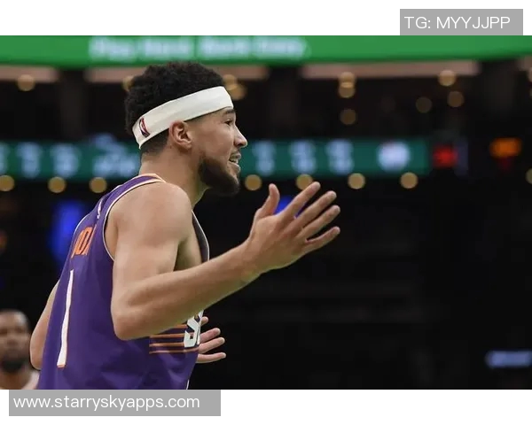 布克强调全员健康对季后赛的重要性强调准备应对未知挑战